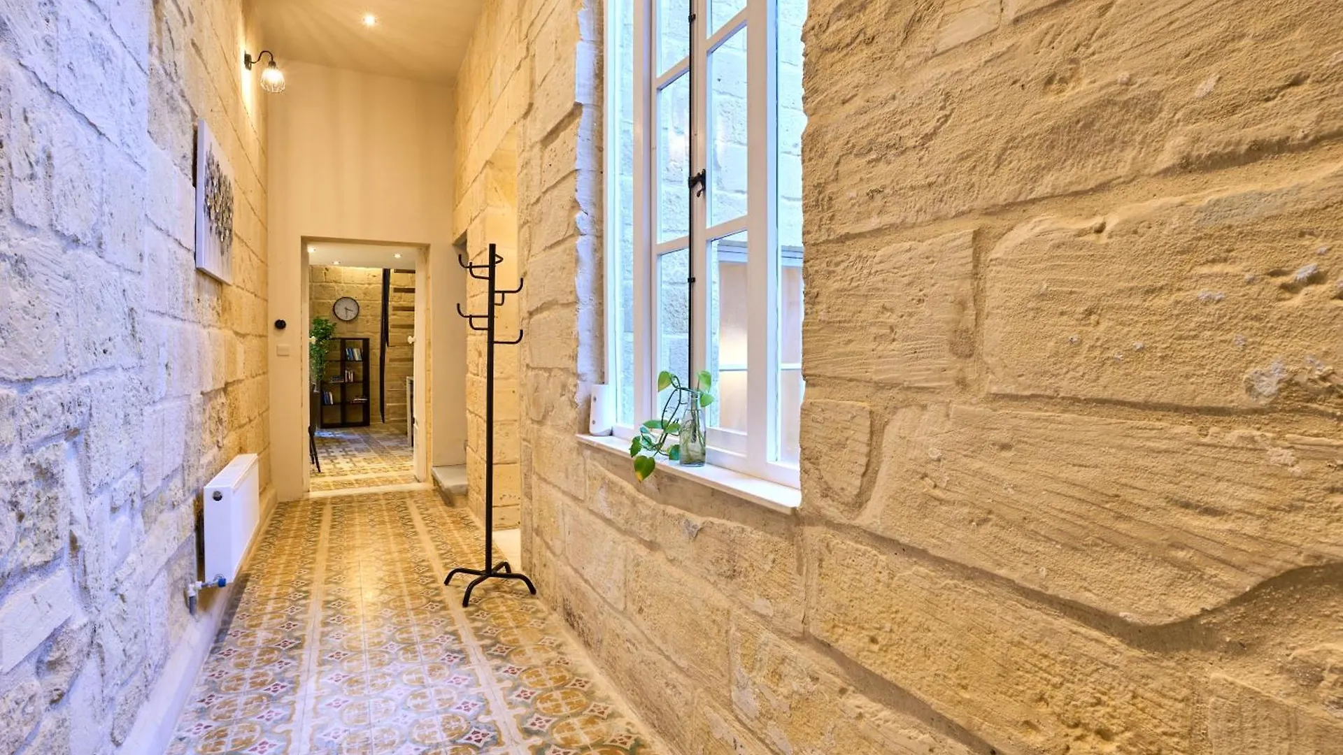 12 -16 , Pacifiku Scicluna Birgu Malta