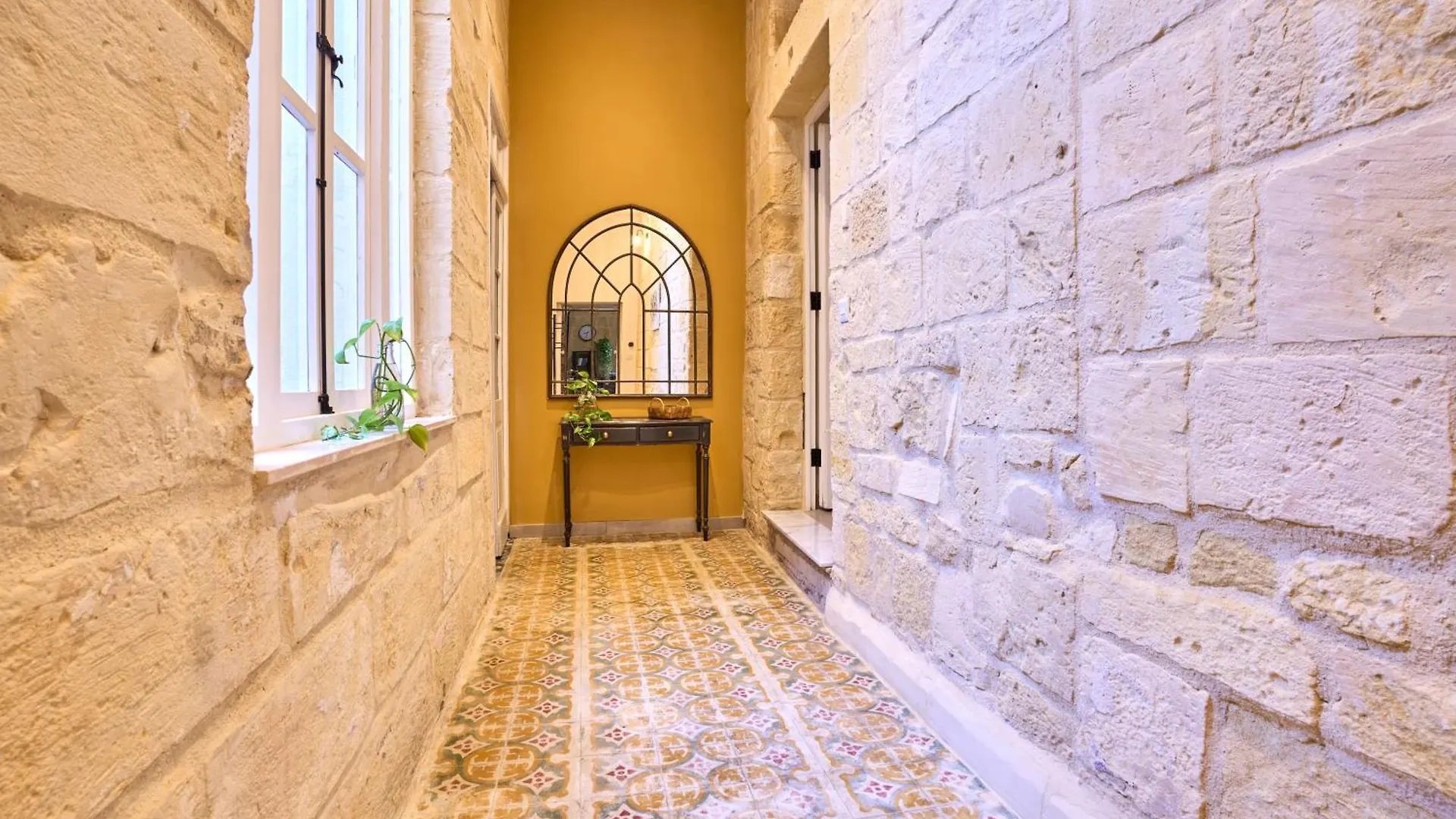 12 -16 , Pacifiku Scicluna Birgu Malta