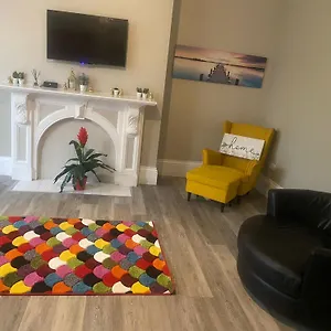 Sev House, Center Homestay Wakefield
